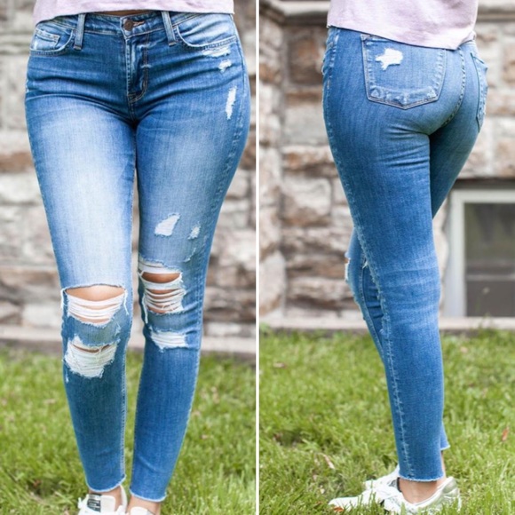 Mid Rise Distressed Skinny Jeans 